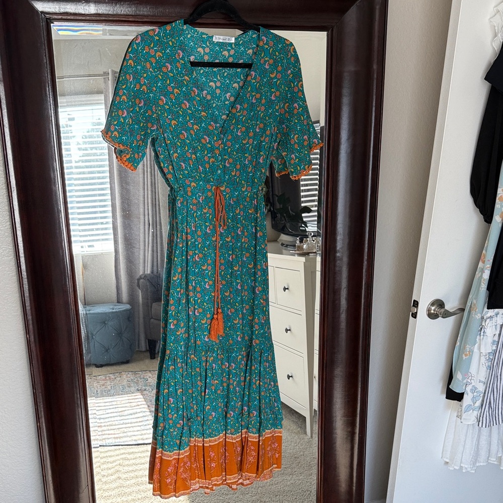 Chic Floral Maxi Dress in Teal and Orange
